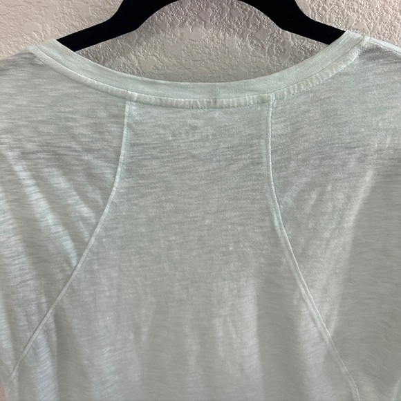Athleta Uptempo Tee Blue Green Heather V-Neck T-Shirt Size Small - Picture 6 of 6
